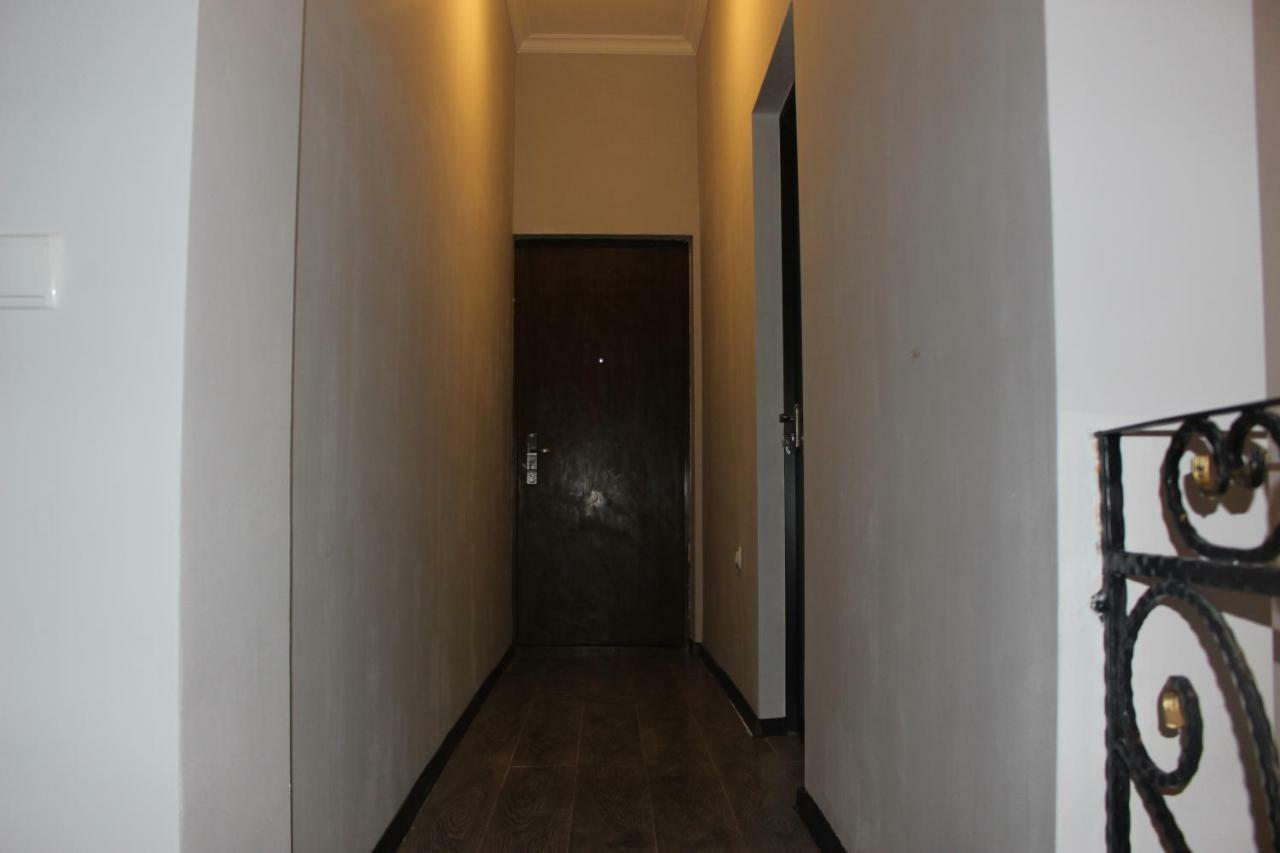 Zarzma Hotel คูทายสิ ภายนอก รูปภาพ